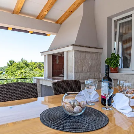 Blue Panorama * Vela Luka