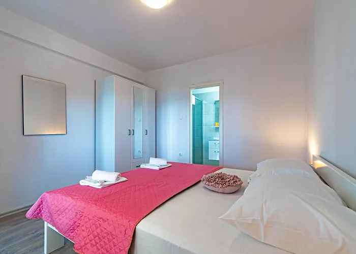 Blue Panorama Villa *