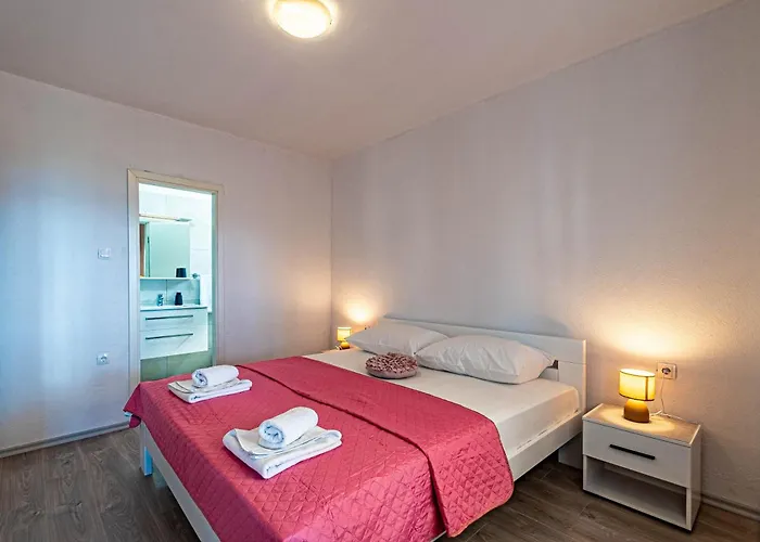 Blue Panorama Villa *